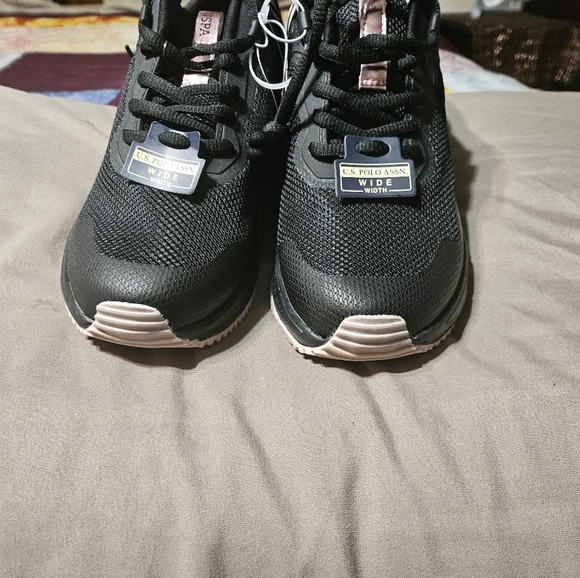 U.S. Polo Assn. Black Sneakers with Pink Highlights - Picture 2 of 7